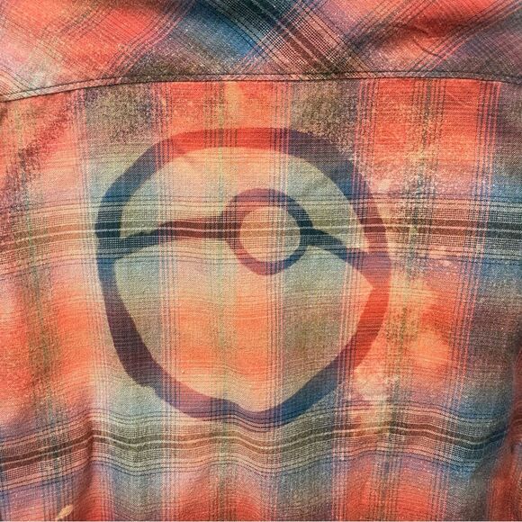 RVCA Bleached Red Chameleon Pokémon Pokeball Flannel Handmade Mens S - Picture 6 of 6